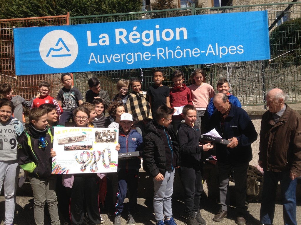 remise officielle du jeu.JPG